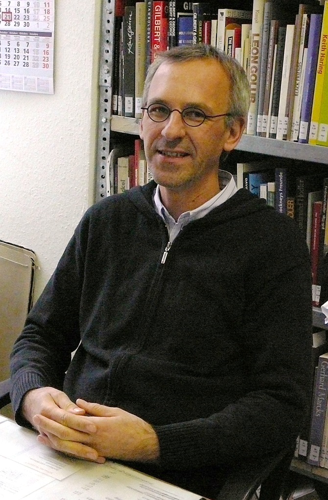 Dr. Jens Dobler