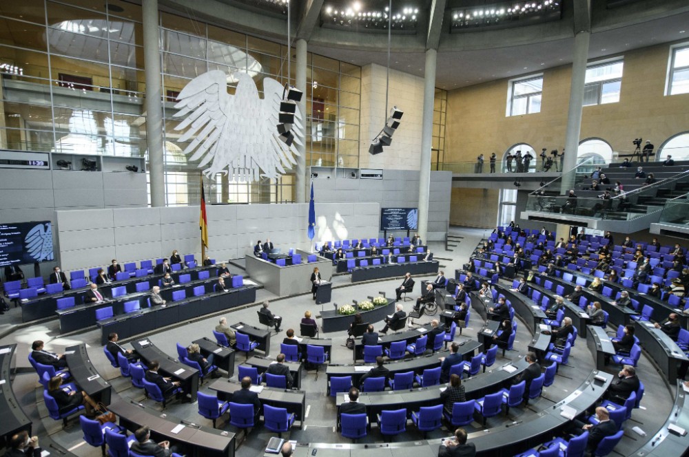 | Der Bundestag gedenkt der Opfer des Nationalsozialismus. Foto: Marco Urban, 27.1.2021.